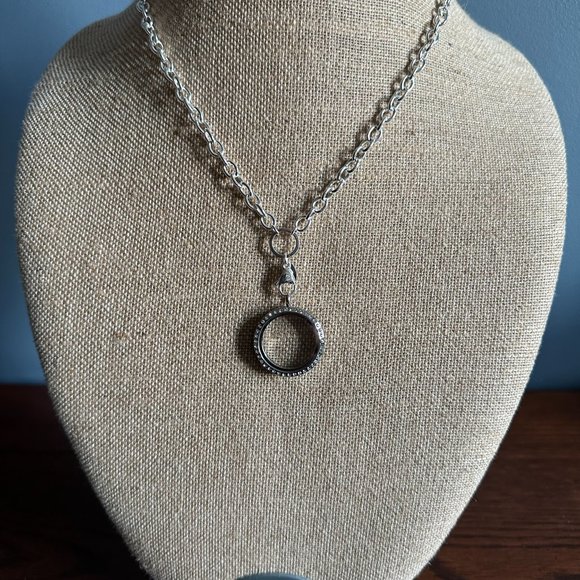 Origami Owl® Silver Over-the-Heart-Chain 30" to 18" - NWT - Picture 6 of 8